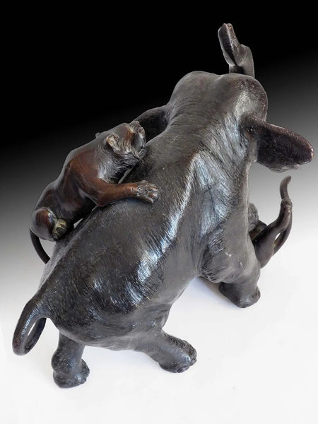 Antique Japanese Meiji Bronze Elephant Fighting Tigers Okimono Statue Sig. Genryusai Seiya 誠谷作